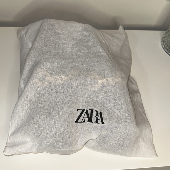 Zara Shoes Zaras Chain Trim Lug Sole Black Loafers 6 Nwt Poshmark